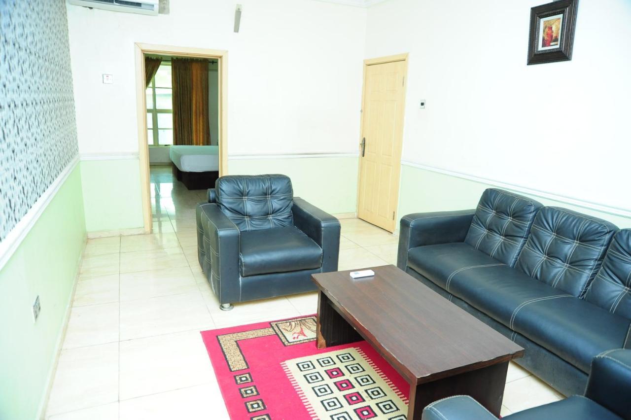 Richton Hotel And Suites Abeokuta Room photo