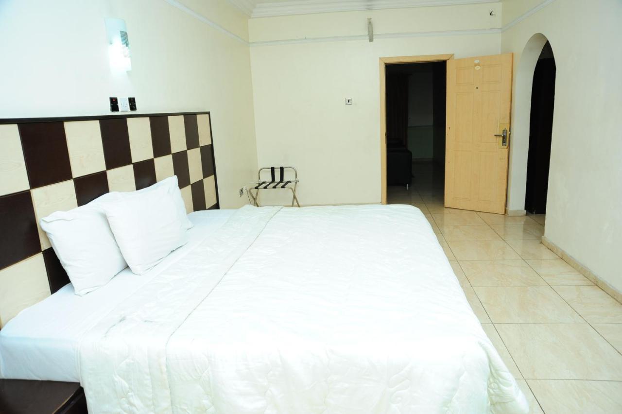 Richton Hotel And Suites Abeokuta Room photo