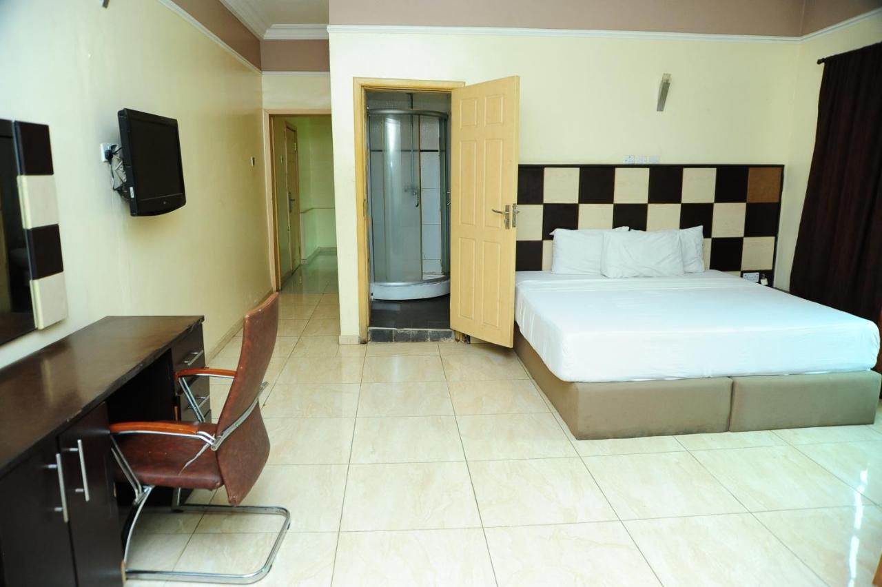 Richton Hotel And Suites Abeokuta Room photo